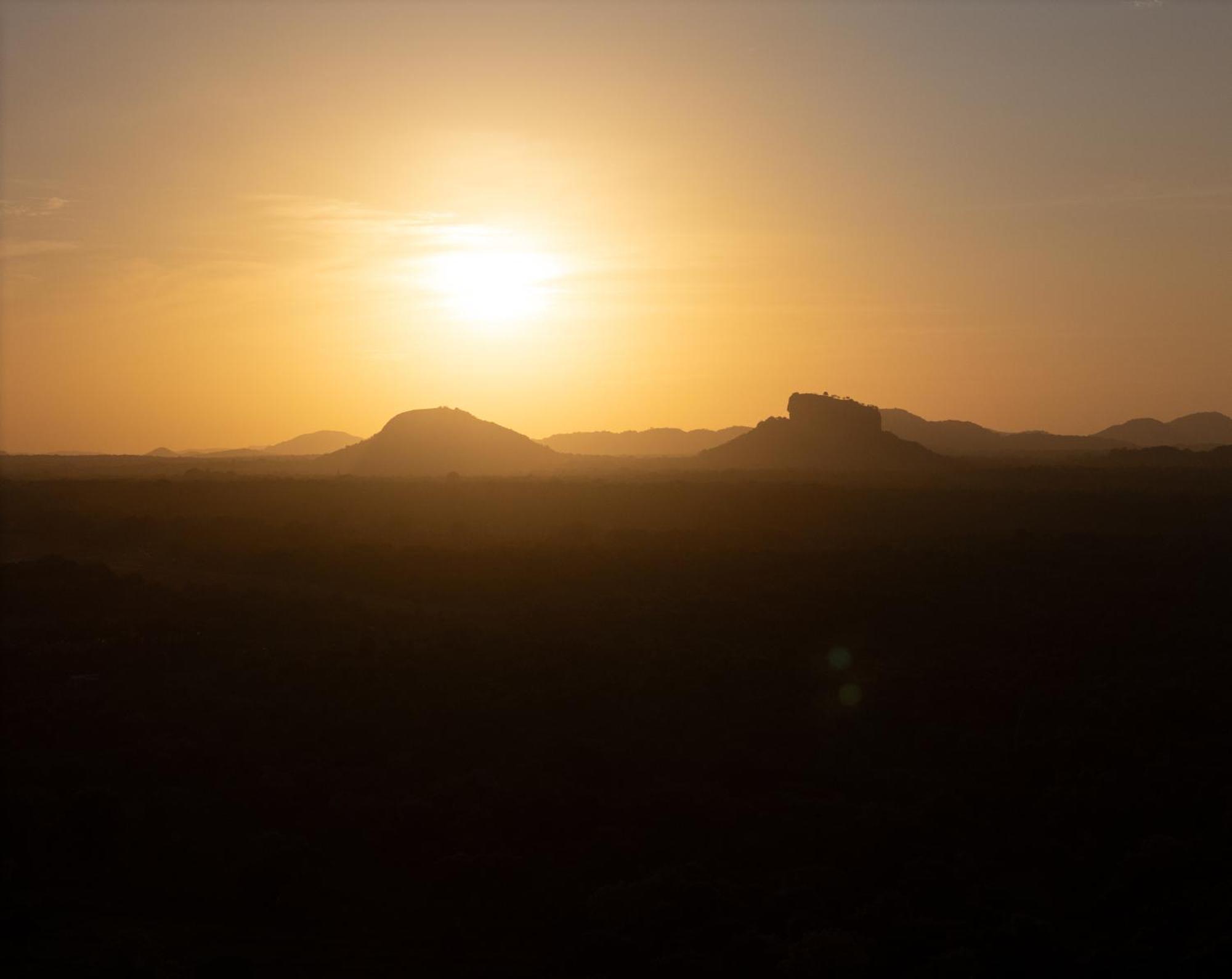 Ayugiri Ayurveda Wellness Resort Sigiriya Esterno foto