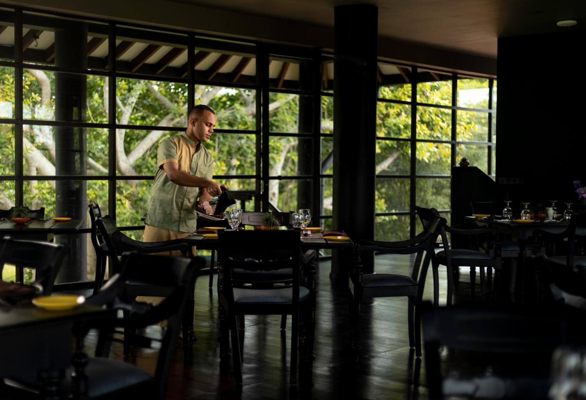 Ayugiri Ayurveda Wellness Resort Sigiriya Esterno foto