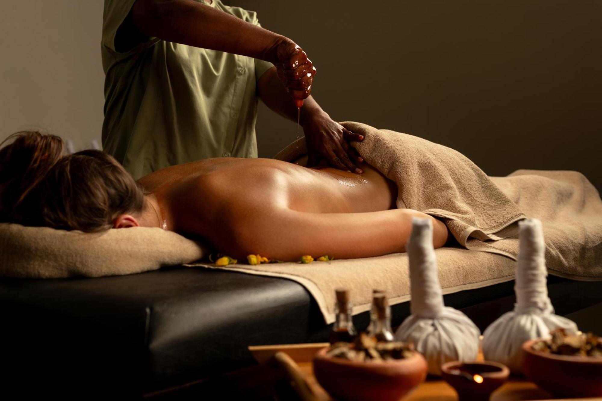 Ayugiri Ayurveda Wellness Resort Sigiriya Esterno foto