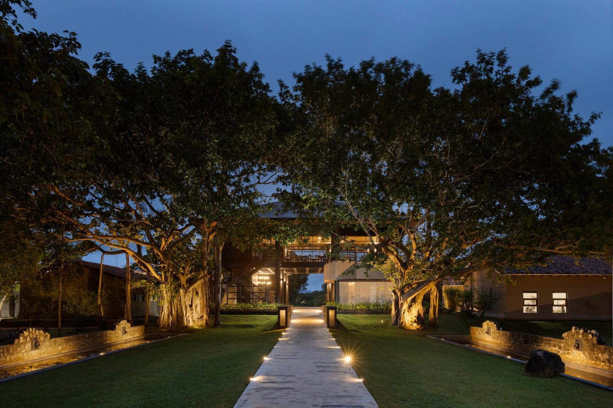 Ayugiri Ayurveda Wellness Resort Sigiriya Esterno foto