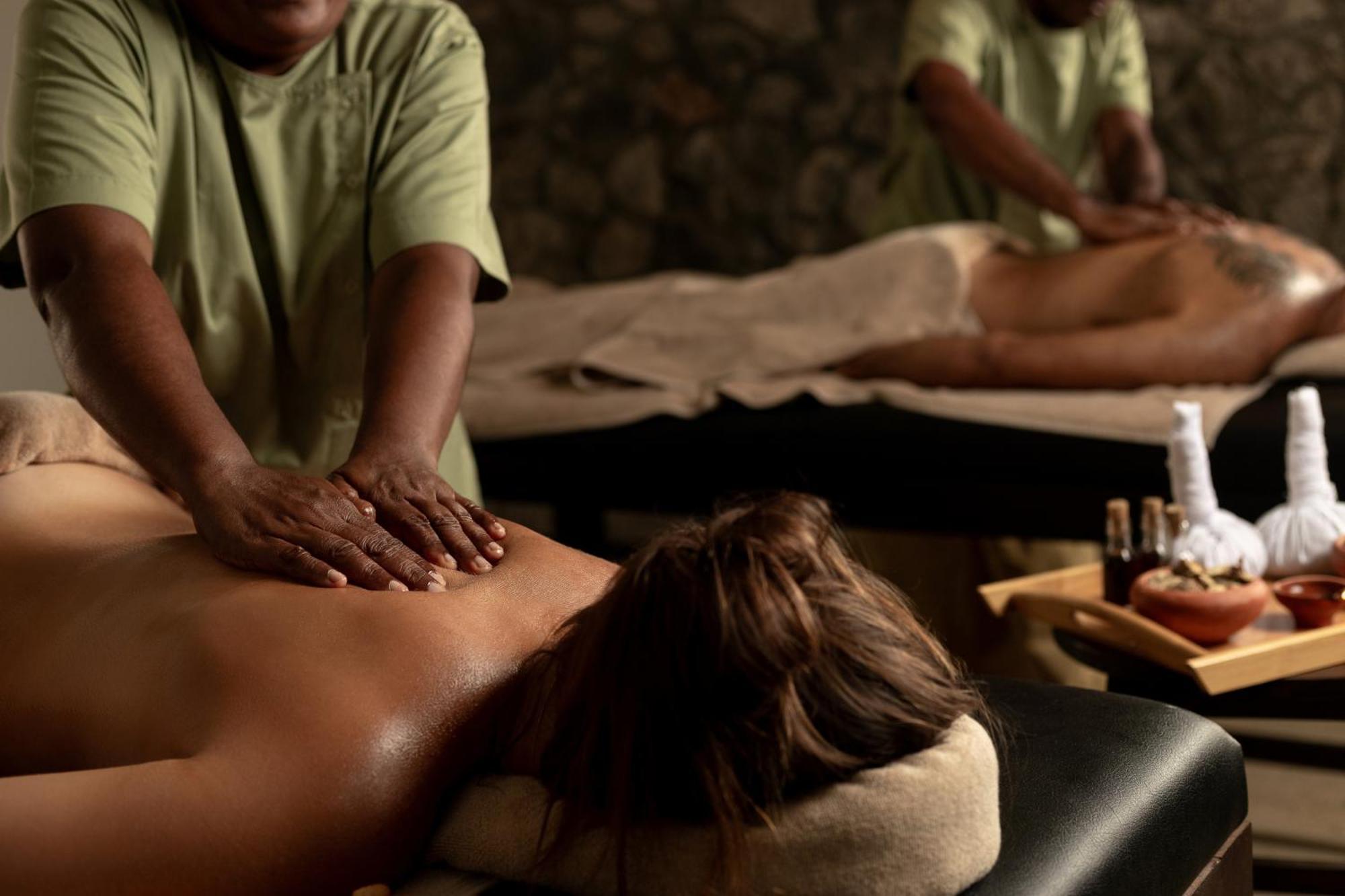 Ayugiri Ayurveda Wellness Resort Sigiriya Esterno foto